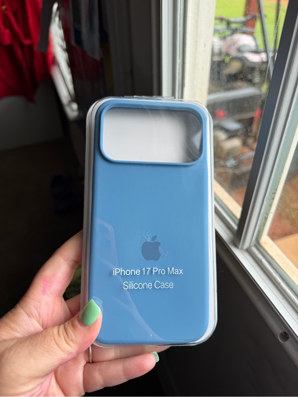 Apple iPhone 17 Pro Max Silicone Case - Sky Blue
